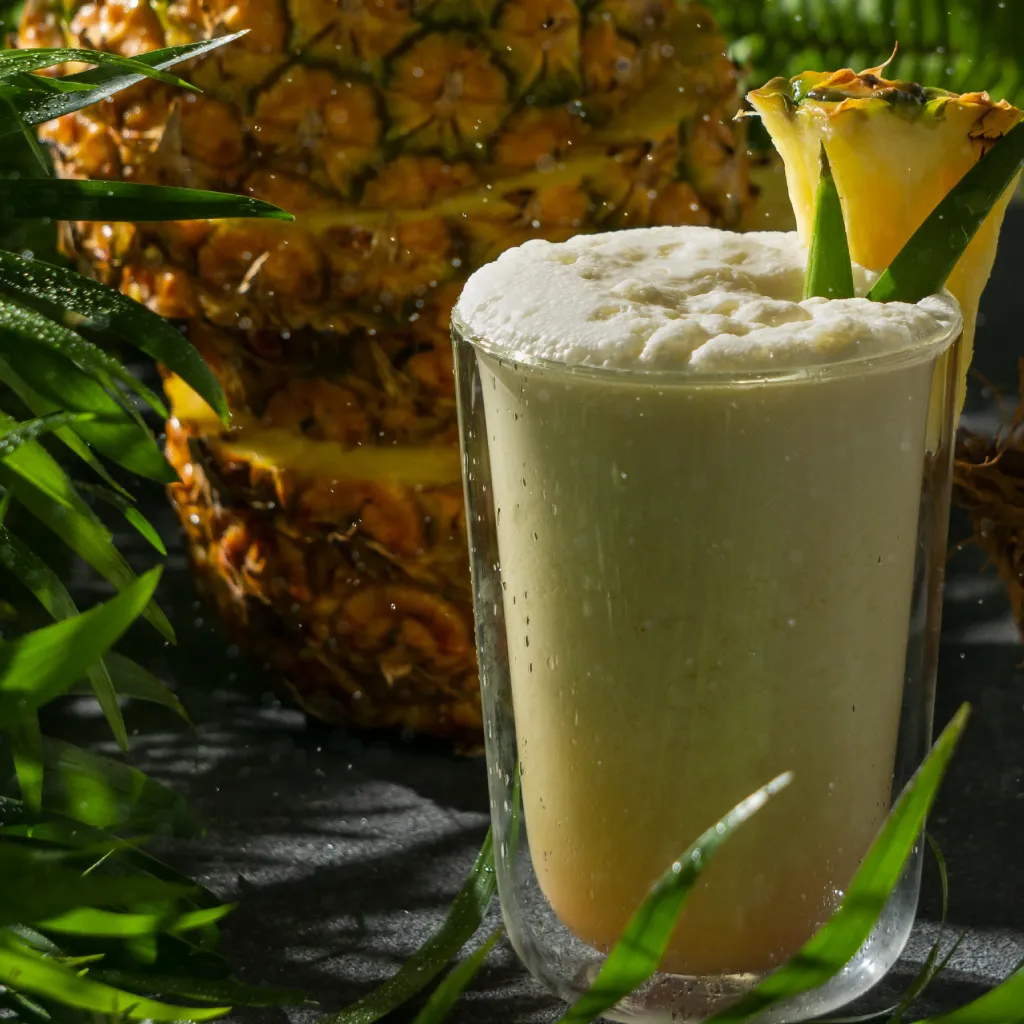 anti-inflammatory-pineapple-smoothie